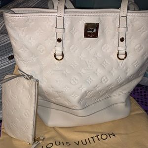 Rare!!!! Louis Vuitton Empreinte Ivory White Tote